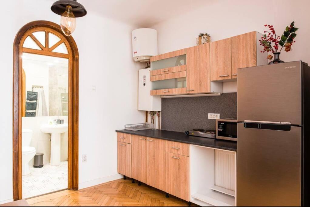Classy Apartment Unirii Square บูคาเรสต์ ภายนอก รูปภาพ
